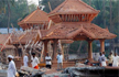 Puttingal temple fire tragedy should be inquired by CBI, observes Kerala HC